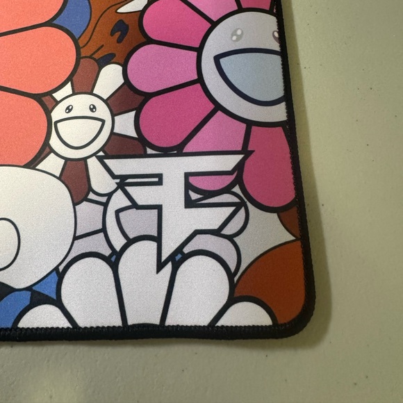 Murakami X FaZe Mouspad - Picture 4 of 4